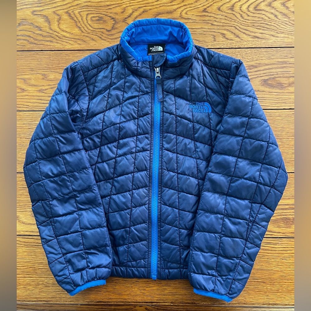 Boys The North Face Thermoball Jacket XS (6)